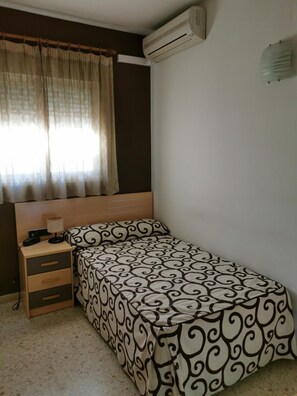 Free WiFi, bed sheets - Hostal Talavera (Talavera la Real)