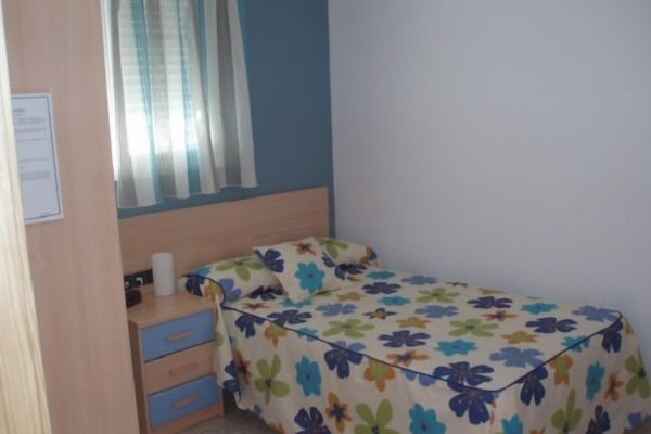 Wifi gratis y ropa de cama