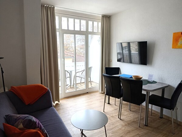 Unclassified image, 1 of 13, button - Apartment Rosenhof 09 - Wh. 09 (Kühlungsborn)