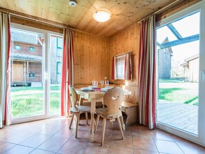 House | Dining