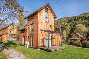 Exterior - Spacious Chalet near Ski Area in Sankt Georgen ob Murau (Sankt Georgen am Kreischberg)