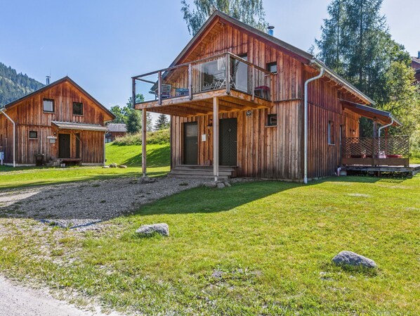 Exterior - Modern Detached Wooden Chalet With Sauna Near the Kreischberg ski Area (Stadl-Predlitz)