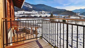 Unclassified image, 2 of 26, button - Sunlit Apartment near Forest in Itter (Itter)