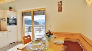 Unclassified image, 4 of 26, button - Sunlit Apartment near Forest in Itter (Itter)