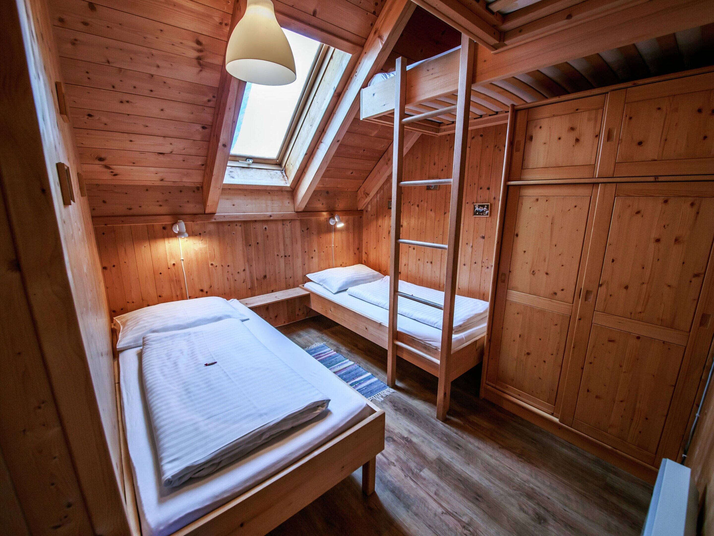 Ferienhaus | 2 Schlafzimmer, individuell eingerichtet