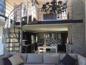 标准开间, 1 间卧室 | 起居区