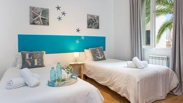 3 bedrooms, iron/ironing board, free WiFi, bed sheets