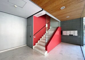 Pintu masuk interior