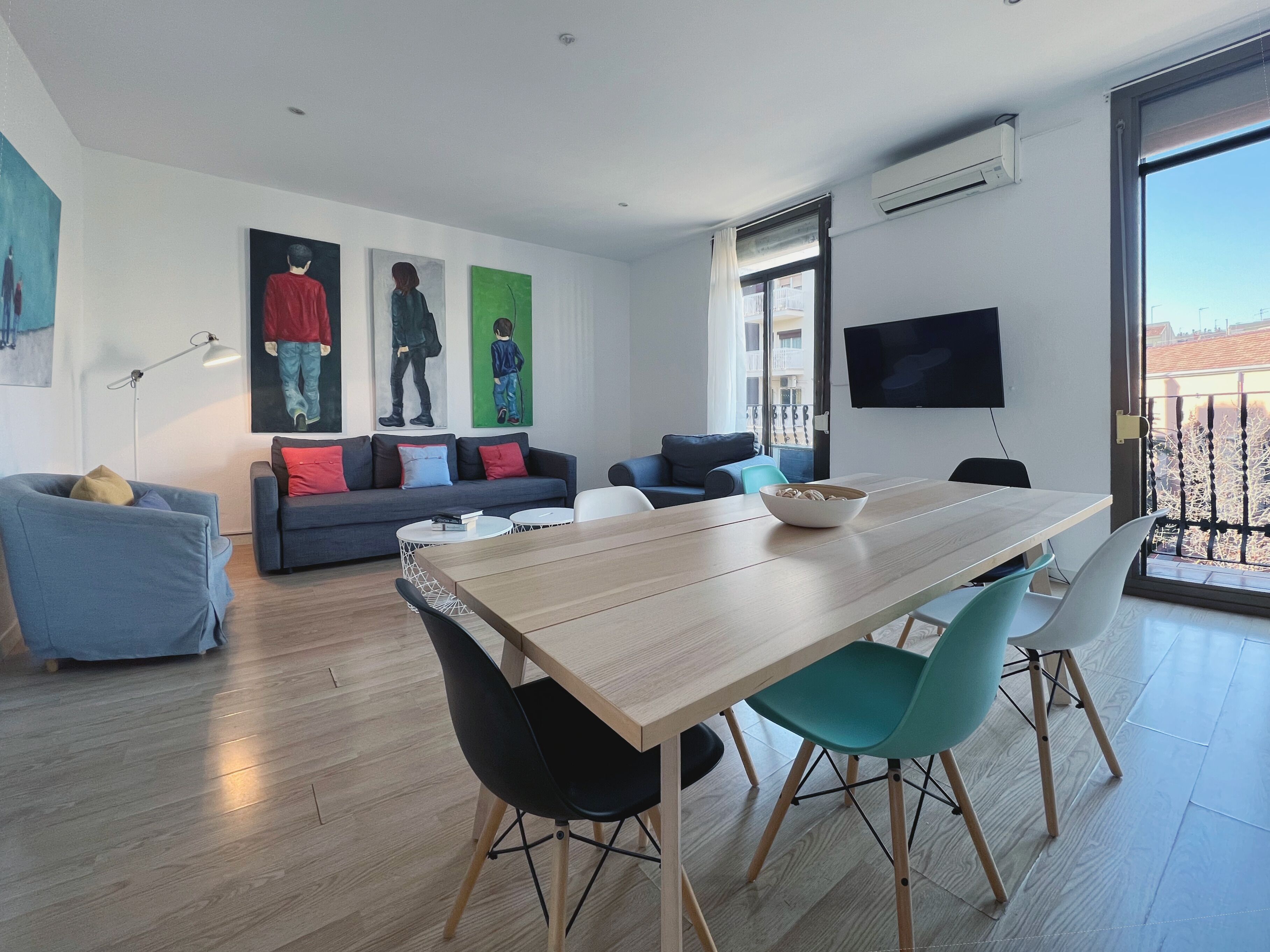 Apartment (4 Bedrooms) | Dining