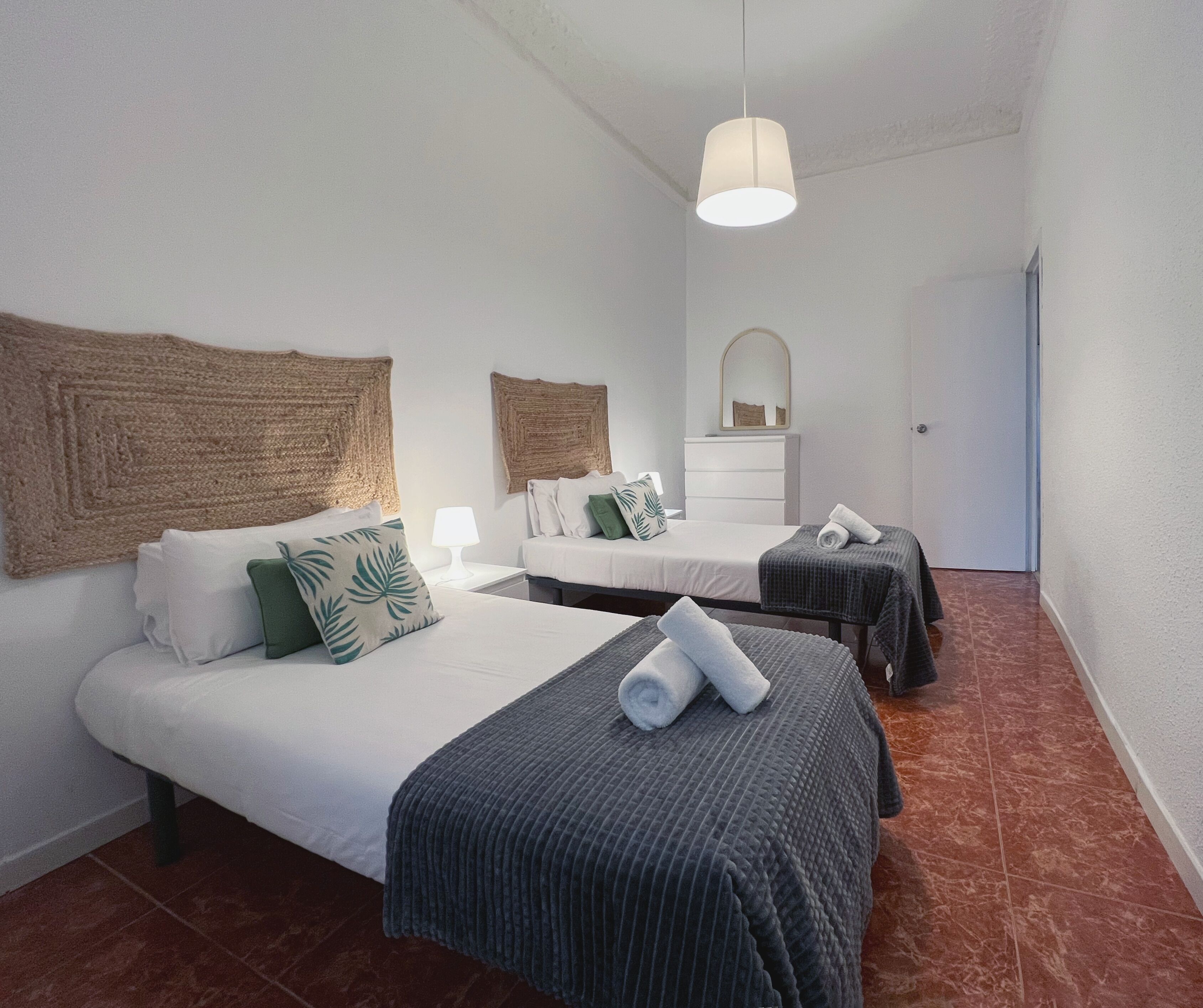 アパートメント (4 Bedrooms) | 4 室のベッドルーム、アイロン / アイロン台、ベビーベッド (無料)、WiFi (無料)