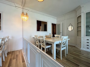 Zona de estar | Una televisión