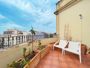 Apartment (4 Bedrooms) | Terrace/patio