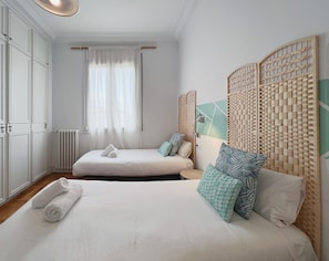 Apartment (4 Bedrooms) - Stay U-nique Apartments Roger Llúria (Barcelona)