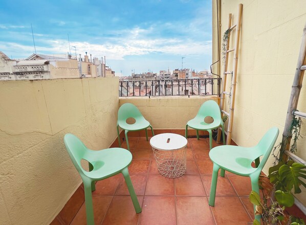 Apartment (4 Bedrooms) | Terrasse/Patio