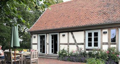 Paimenen talo Wischessä, loma-asunto Elben luonnonsuojelualueella