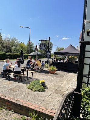 Front of property - The Old Reindeer (Newark)