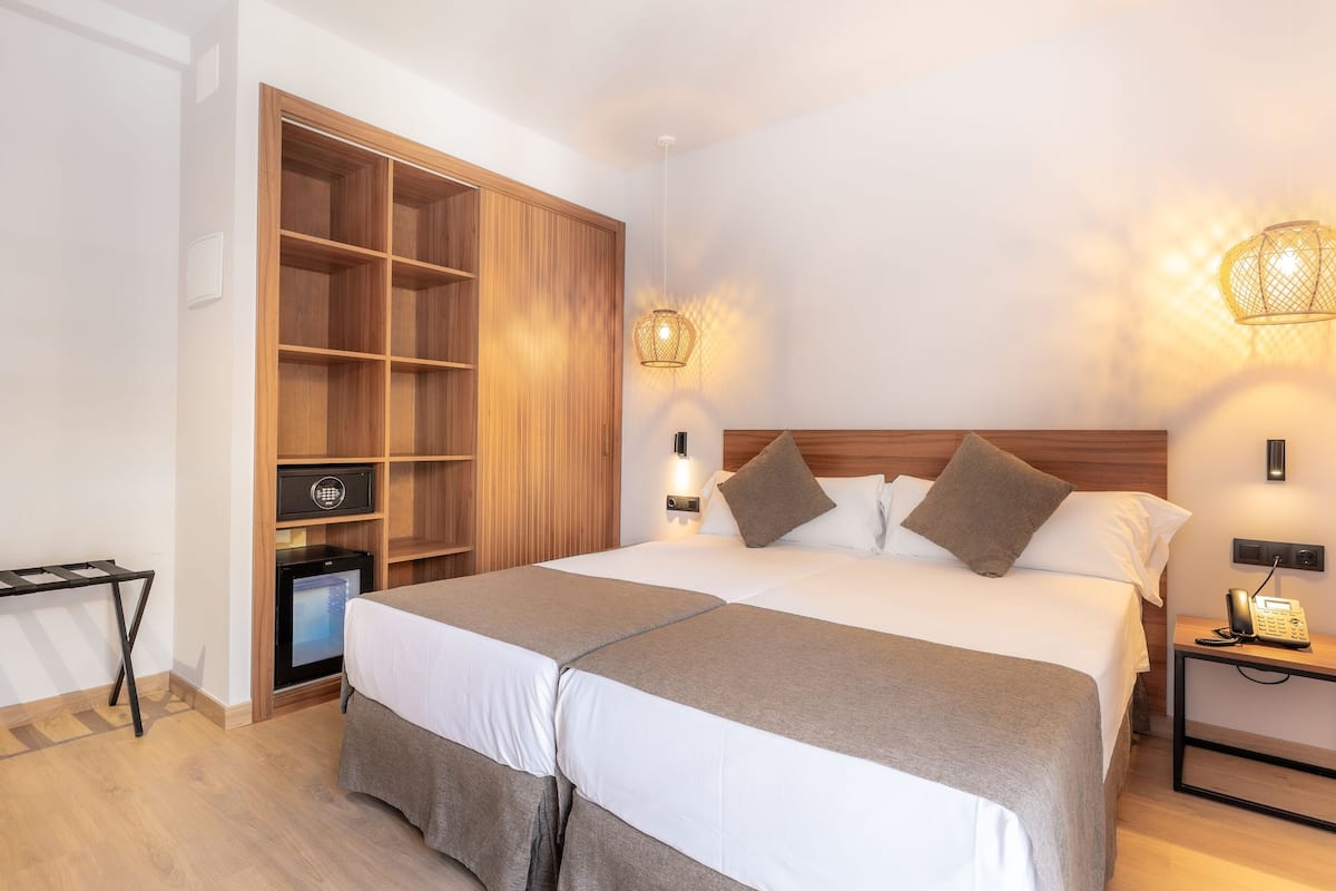 1 bedroom, minibar, in-room safe, individually decorated