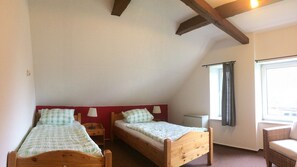 Apartamento clássico | 2 quartos, Wi-Fi de cortesia