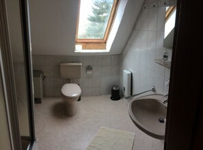 Bathroom - Ferienhof Höpner in Püttsee (Fehmarn)