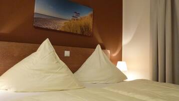 2 Schlafzimmer, Zimmersafe, Bügeleisen/Bügelbrett, WLAN