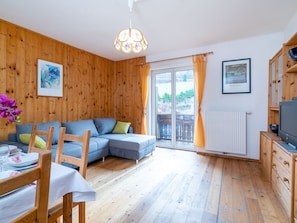 House | Living room