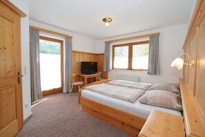 Apartment | 3 bedrooms - Sunlit Apartment near Ski Area in Schladming (Schladming)