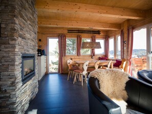 Chalet | Dining - Lovely Chalet in Turracherhohe With Sauna (Stadl-Predlitz)