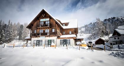 Studio Apartment on Turracherhohe Near Lake