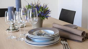 Apartment | Dining
