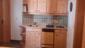 Private kitchen - Schladming Spacious Base With Sauna (Schladming)