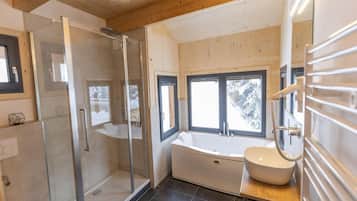 Chalet | Badezimmer | Handtücher