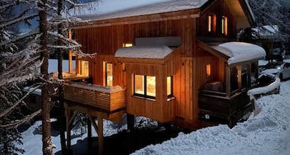 Peaceful Chalet in Turracherhöhe with Indoor Hot Tub
