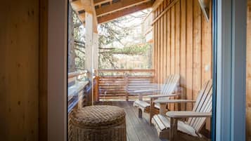 Chalet | Exterior