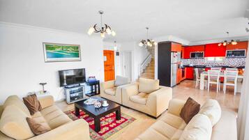 Villa (5 Bedrooms) | Stue