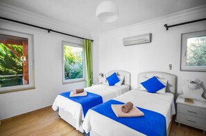 Villa (5 Bedrooms)