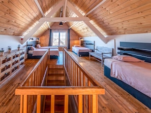 House | 5 bedrooms, individually furnished, bed sheets