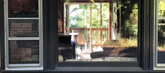 12 min till TIEC, Winter Mount. Visningar, 1 min. till centrum, vedeldad spis.