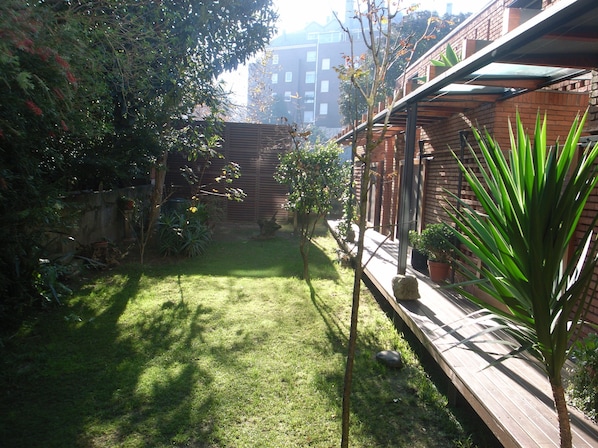 Doppel- oder Zweibettzimmer, Balkon, Gartenblick | Ausblick vom Zimmer
