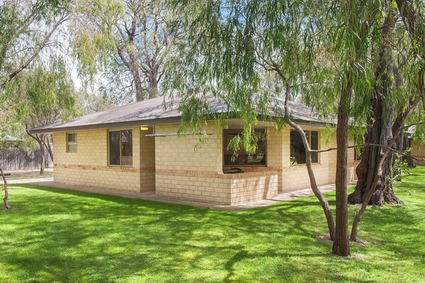 Villa familiar, 2 habitaciones | Tabla de planchar con plancha, cunas gratuitas, ropa de cama