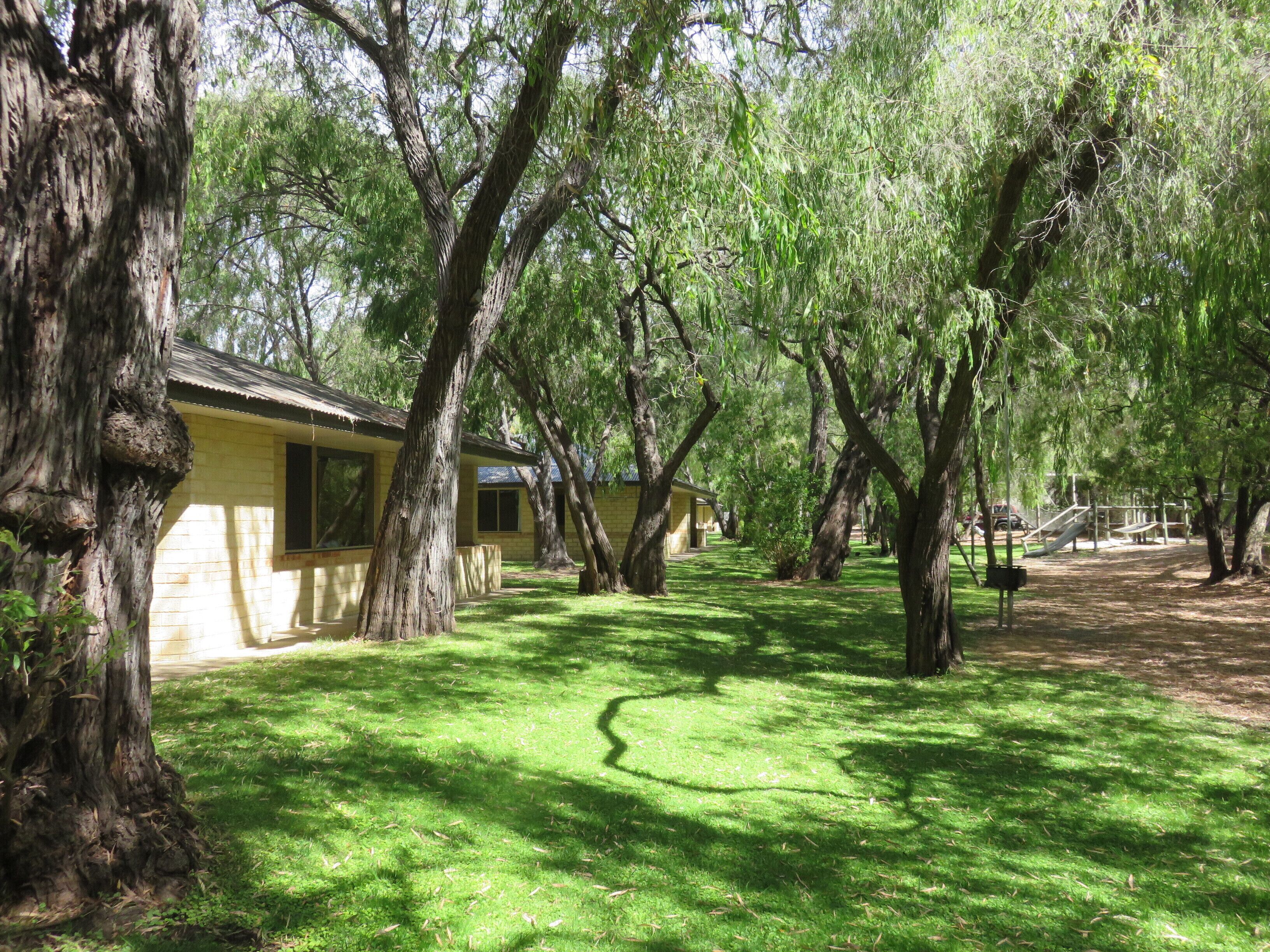 Hideaway Villa | Iron/ironing board, free cribs/infant beds, bed sheets