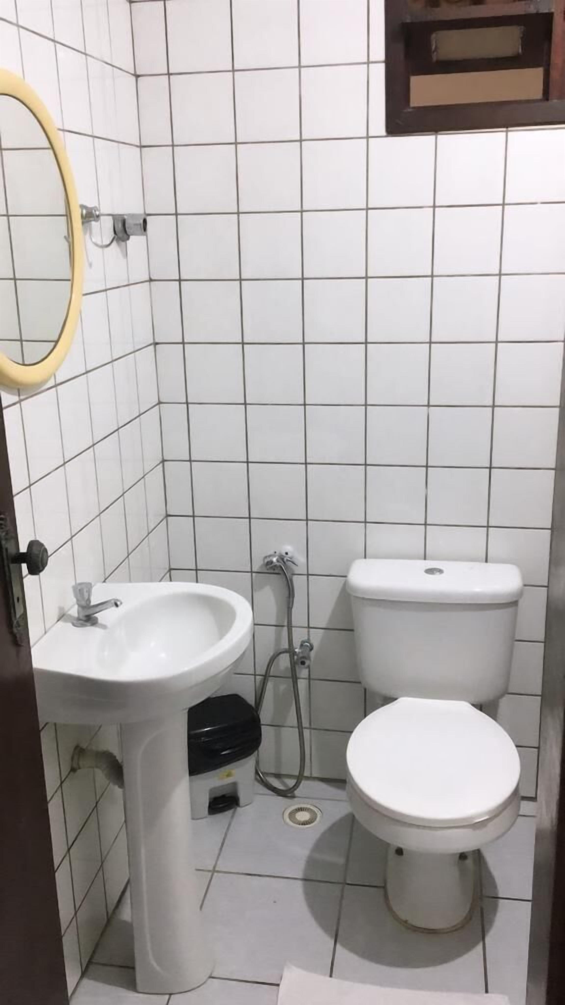 shower, towels, soap