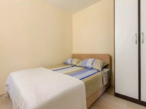 Apartment (A1) | 1 Schlafzimmer, kostenloses WLAN, Bettwäsche