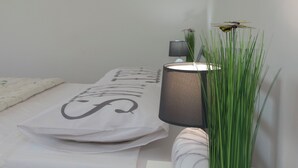 Unclassified image, 4 of 41, button - Apartment Ileora (Split)