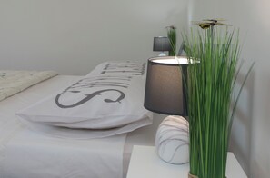 Apartment (A1) | 2 bedrooms, desk, laptop workspace, blackout drapes - Apartment Ileora (Split)