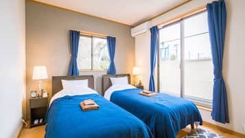 3 bedrooms, desk, iron/ironing board, free WiFi