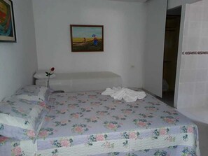 Kamar | Wi-Fi gratis, seprai linen, dan dapat diakses tamu berkursi roda