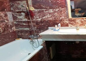 Baignoire, bidet