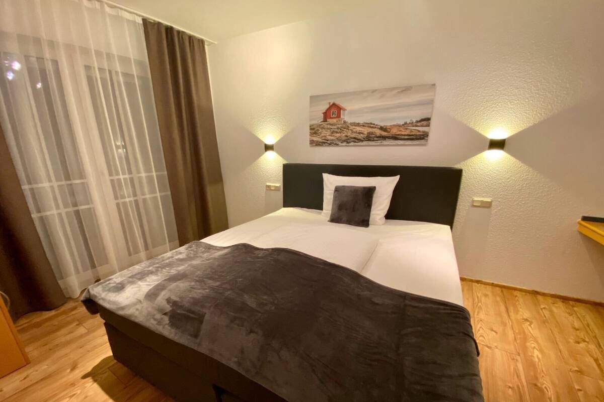 Singola Deluxe | Biancheria da letto di alta qualità, una scrivania, postazione laptop