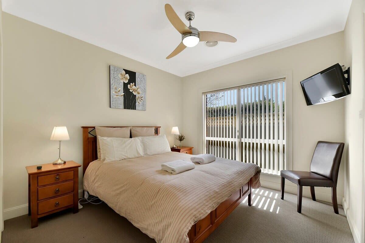 2 bedrooms, iron/ironing board, travel cot, WiFi