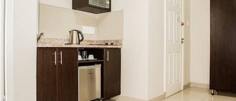 Luxury Room | Private kitchenette